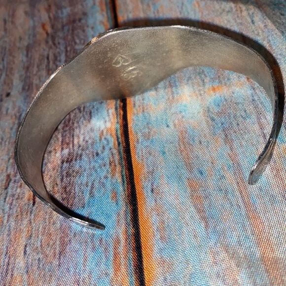 Vtg Sterling Silver Turquoise Inlay Southwestern Signed Scene Cuff Bracelet - Picture 5 of 10